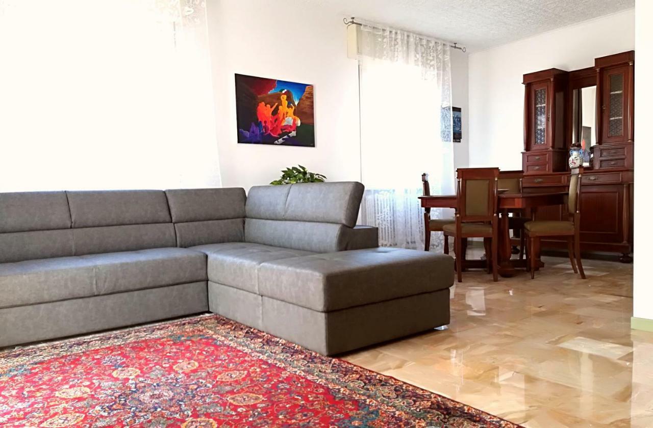 Casa Di Barbara Hotell Castiglione Delle Stiviere Eksteriør bilde